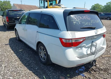 2011 Honda Odyssey Exl z USA, uszkodzony, nr VIN 5FNRL5H63BB076675